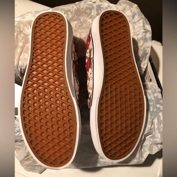 NWT Limited Edition Rare Disney X Vans Slip On Shoes featuring Belle women’s 9 - Picture 5 of 6